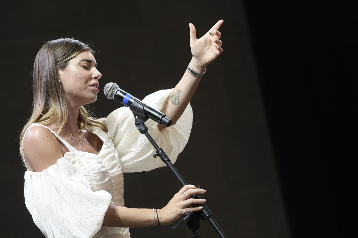 Green pass per il concerto di Bianca Atzei: rimandato Green pass per il concerto di Bianca Atzei: rimandato