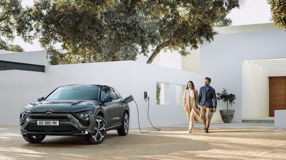 Citroen: comodità, innovazione e design per la nuova C5 X