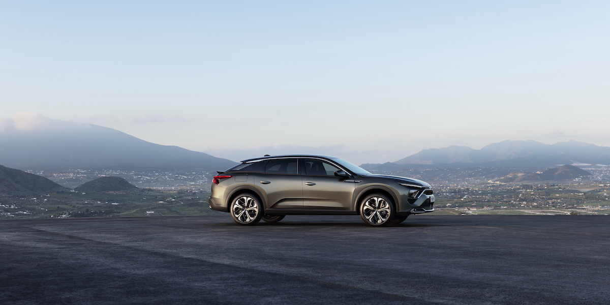 Citroen: comodità, innovazione e design per la nuova C5 X