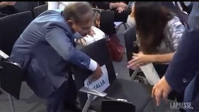 Lite La Russa-Ronzulli per il posto di Meloni: “No, non me ne frega un ca**o”