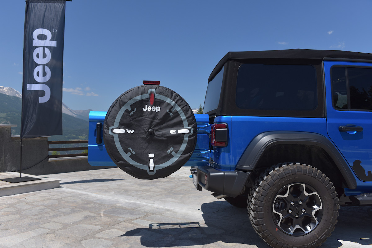 Mopar, presenta la nuova linea di accessori per la Jeep Wrangler 4xe
