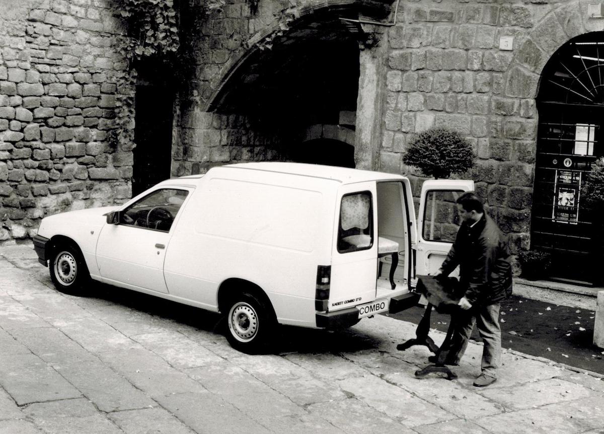 Opel Combo: l’evoluzione dei commerciali polivalenti Opel Combo: l’evoluzione dei commerciali polivalenti