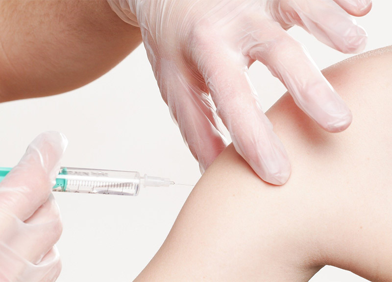 Gli under 40 possono non vaccinarsi? “Baggianate, ben venga il green pass!” Gli under 40 possono non vaccinarsi? “Baggianate, ben venga il green pass!”
