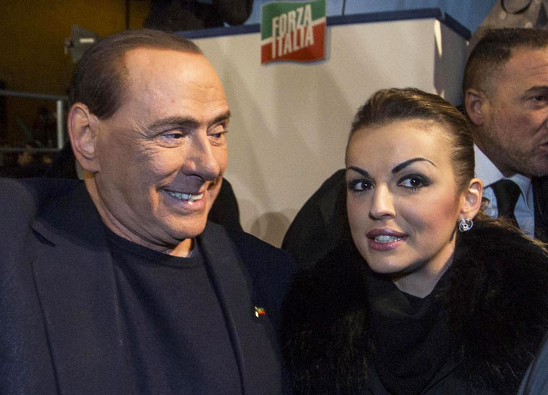 Ddl Zan, la ex di Berlusconi si sbattezza. Pascale: “La Chiesa mi ha delusa” Ddl Zan, la ex di Berlusconi si sbattezza. Pascale: “La Chiesa mi ha delusa”