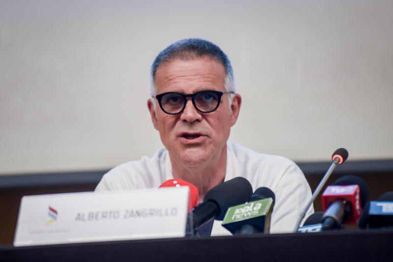 Green pass, Zangrillo: “Una dose per ristoranti e 2 in disco? Una cavolata” Green pass, Zangrillo: “Una dose per ristoranti e 2 in disco? Una cavolata”