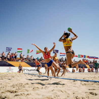 Pallamano, la nazionale norvegese vuole liberarsi del costume: multata