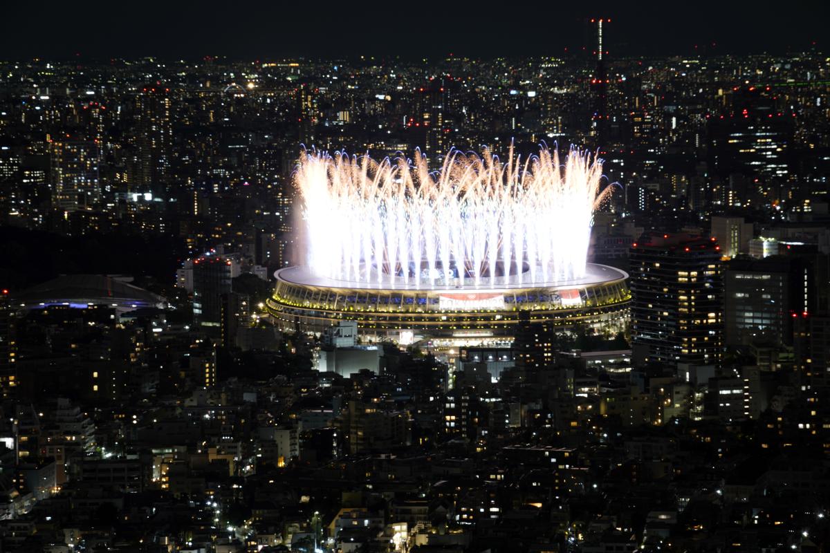 Tokyo 2020, cerimonia d’apertura Olimpiadi al via: proteste fuori dallo stadio Tokyo 2020, cerimonia d’apertura Olimpiadi al via: proteste fuori dallo stadio