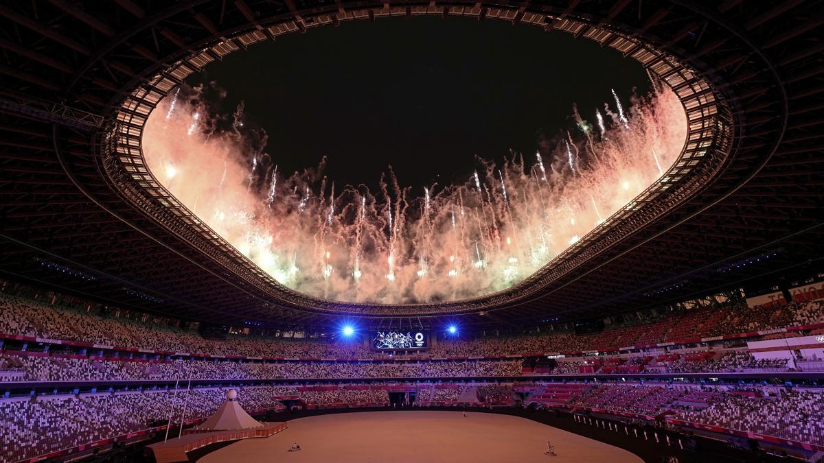 Tokyo 2020, cerimonia d’apertura Olimpiadi al via: proteste fuori dallo stadio Tokyo 2020, cerimonia d’apertura Olimpiadi al via: proteste fuori dallo stadio