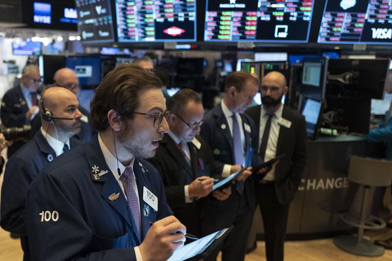 Borse e bond in continuo saliscendi. Ma S&P e Nasdaq sono quasi da record Borse e bond in continuo saliscendi. Ma S&P e Nasdaq sono quasi da record