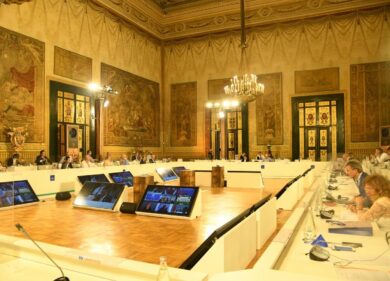 Clima, tech, energia e smart city: i punti dell’accordo (a metà) di Napoli