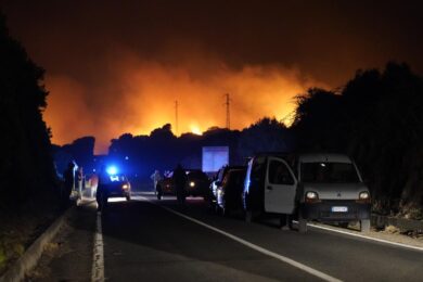 Sardegna incendi, Solinas: “Una tragedia, chiesti a Draghi aiuti economici”