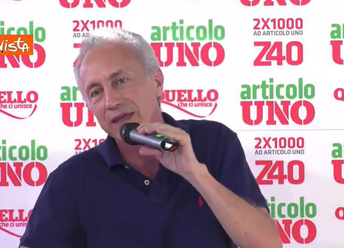 Marco Travaglio: “Mario Draghi figlio di papà, non capisce un c. di giustizia” Marco Travaglio: “Mario Draghi figlio di papà, non capisce un c. di giustizia”