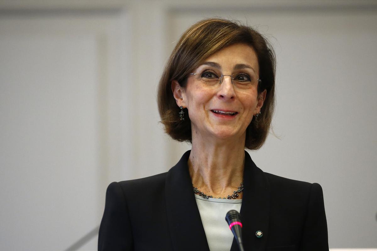 Giustizia, Cartabia apre al M5s per il Colle. Ma Fi: “Abolire abuso d’ufficio” Giustizia, Cartabia apre al M5s per il Colle. Ma Fi: “Abolire abuso d’ufficio”
