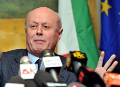 Tabacci, il figlio assunto in Leonardo: “Conflitto d’interessi”, è bufera