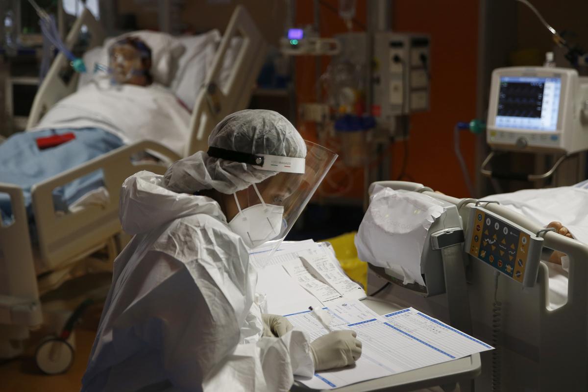 Covid, Gimbe:”Morti aumentati del 46% in 7 giorni. Siamo nella 4° ondata”