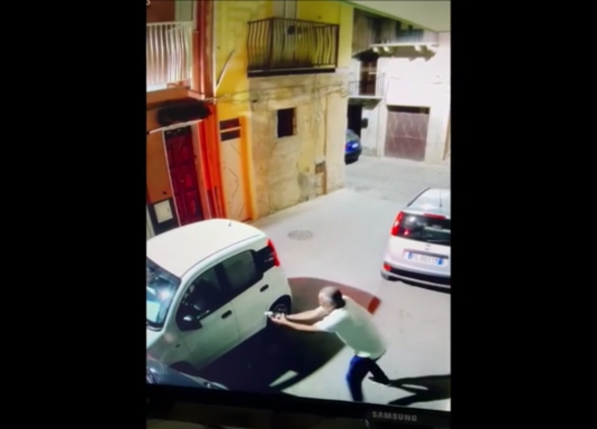 Galleria foto 'Consigliere ex-Lega Licata spara al socio. In Sicilia un altro caso “Voghera”' - foto 1