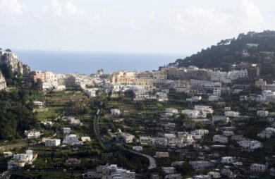 Seconde case, in 6 mesi boom dei prezzi: top Cortina, Forte dei Marmi e Capri