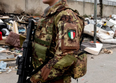 Sorgi parla su La Stampa di governo militare poi ritratta: “Solo un paradosso”