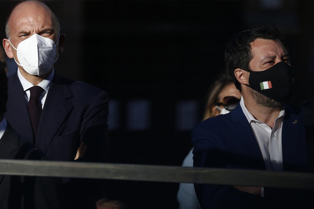 Letta-Salvini, segretario del Pd: “Io palo? Parole da leghisti pistoleri” Letta-Salvini, segretario del Pd: “Io palo? Parole da leghisti pistoleri”