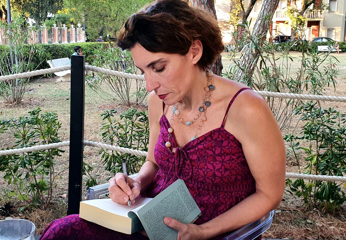 Intervista a Stefania Auci: i Florio presentati a Senigallia