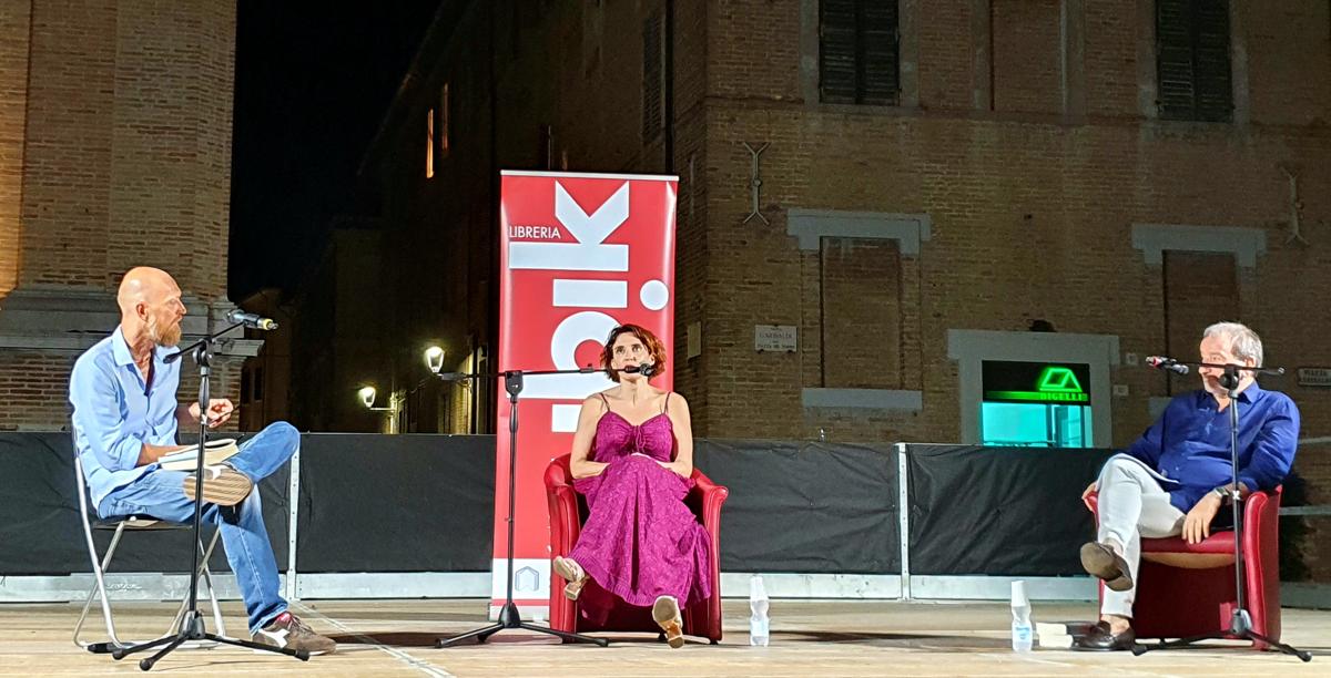 Intervista a Stefania Auci: i Florio presentati a Senigallia