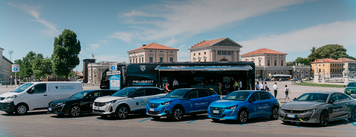 Successo per il primo Peugeot Electric Experience,