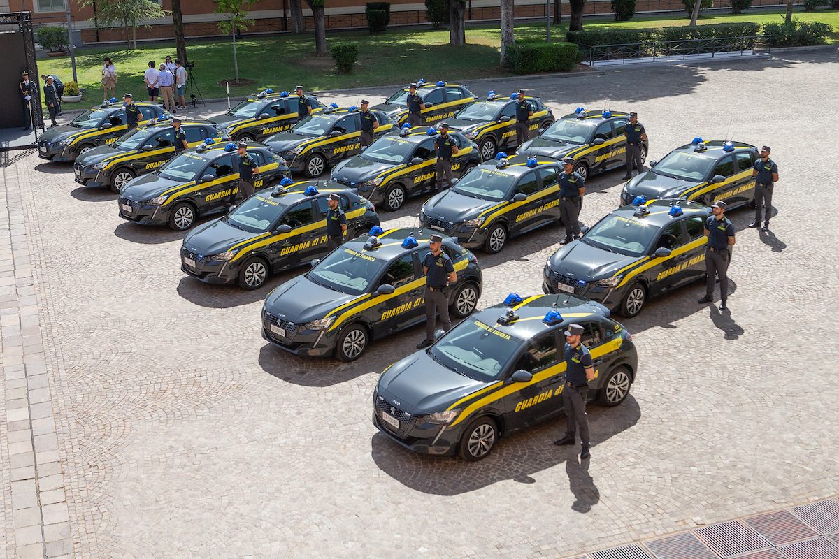 Successo per il primo Peugeot Electric Experience,