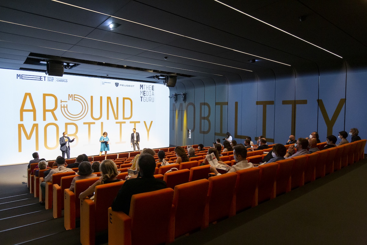 Successo per il primo Peugeot Electric Experience,