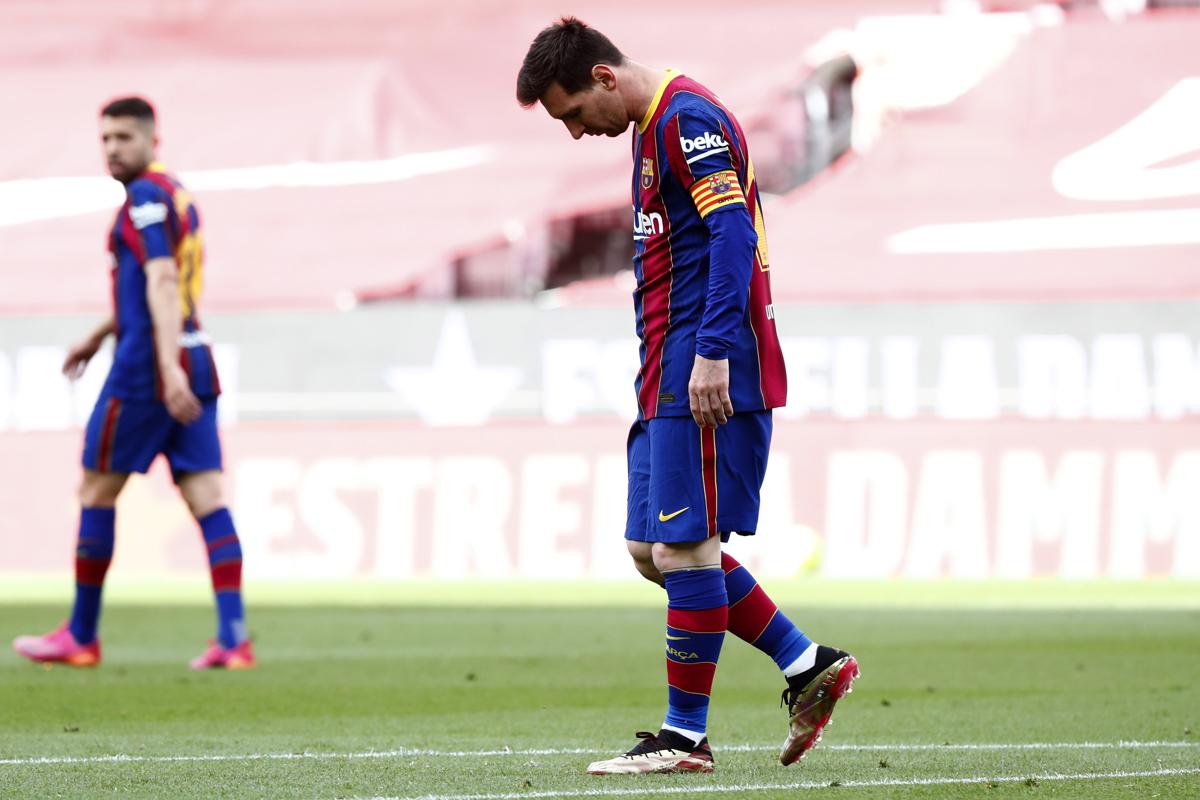 Messi-PSG, primi contatti. Laporta: “Non ipoteco il club per nessuno” Messi-PSG, primi contatti. Laporta: “Non ipoteco il club per nessuno”