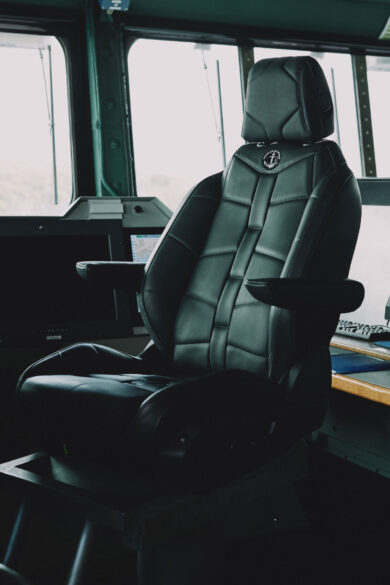 DS progetta il sedile per il ponte di comando della Charles de Gaulle