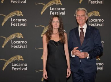 Kasia Smutniak riceve il premio Leopard Club Award in Piazza Grande a Locarno