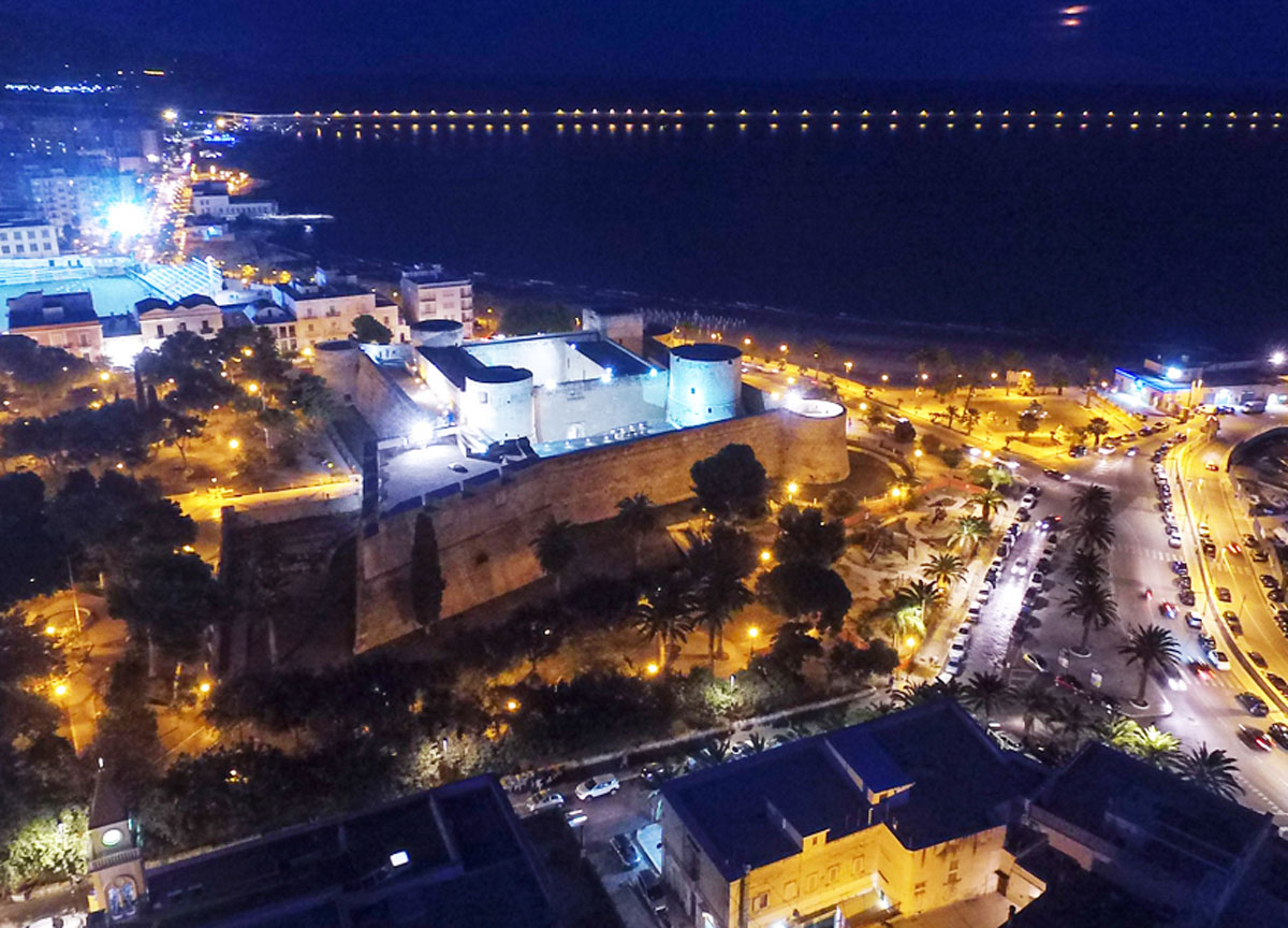 Manfredonia mare, spiagge e… i trend dell’estate 2021 con Experience