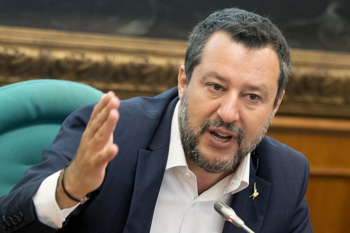 Governo, Lamorgese attacca Salvini. “Emergenza migranti? Lui non la capisce” Governo, Lamorgese attacca Salvini. “Emergenza migranti? Lui non la capisce”