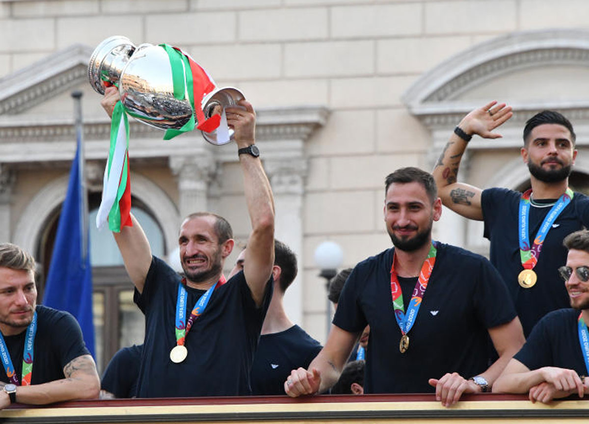 Galleria foto 'Squadre calcio social, continua l’effetto Europei: Azzurri primi poi Juve e…' - foto 1