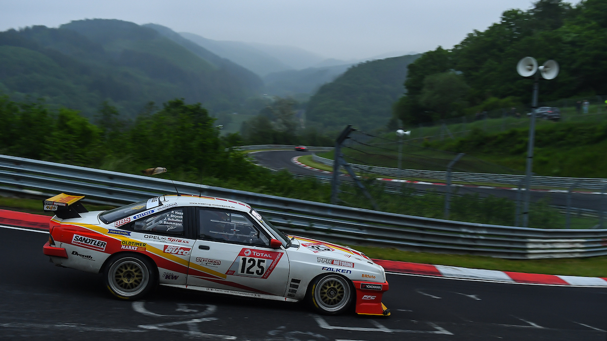 Il ritorno della Opel manta alle 24 del Nürburgring 2021 Il ritorno della Opel manta alle 24 del Nürburgring 2021