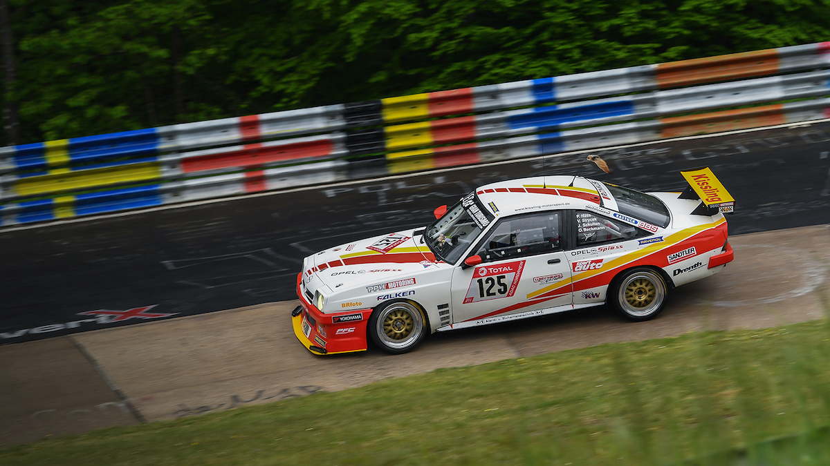 Il ritorno della Opel manta alle 24 del Nürburgring 2021 Il ritorno della Opel manta alle 24 del Nürburgring 2021