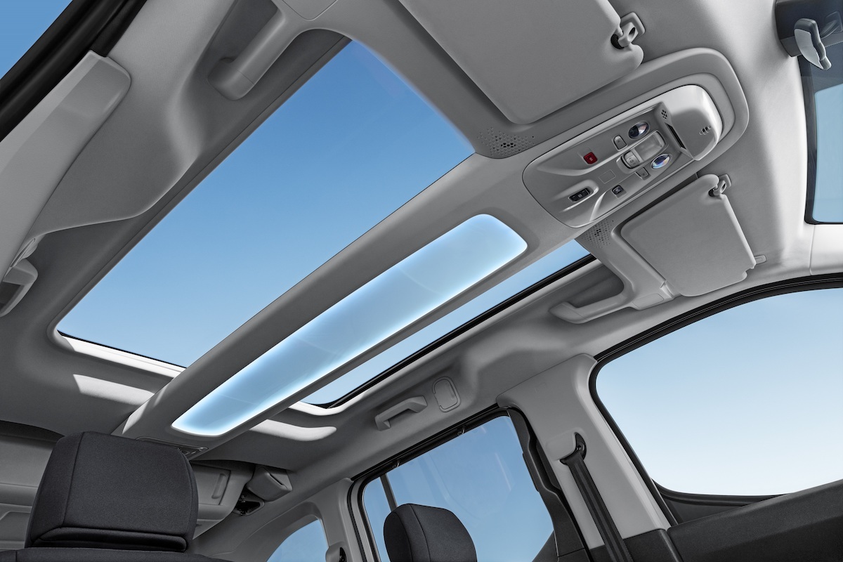 Citroen Berlingo, si viaggia comodi anche in 7 persone Citroen Berlingo, si viaggia comodi anche in 7 persone