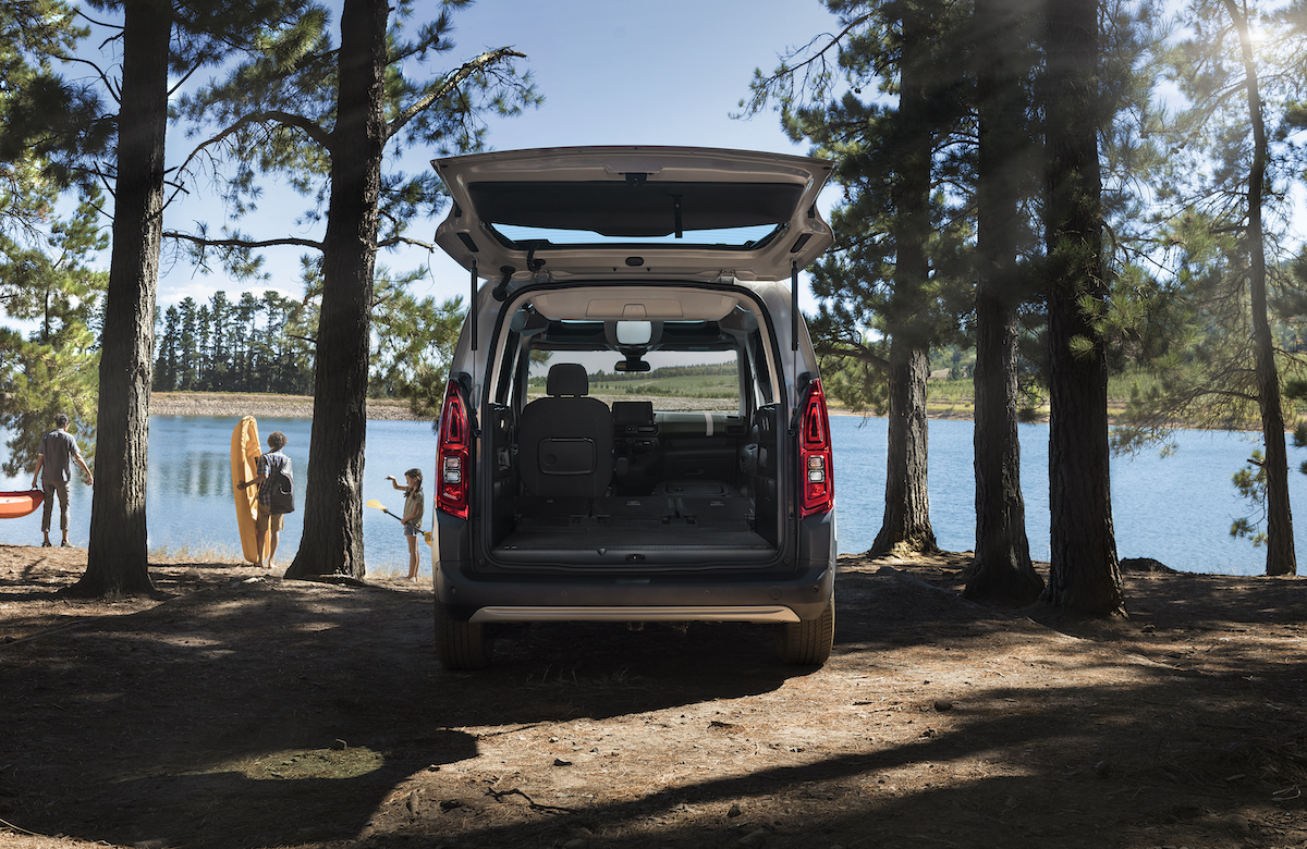 Citroen Berlingo, si viaggia comodi anche in 7 persone Citroen Berlingo, si viaggia comodi anche in 7 persone