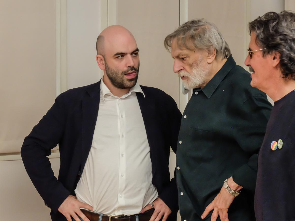 Gino Strada, i libri in cui racconta la sua missione Gino Strada, i libri in cui racconta la sua missione