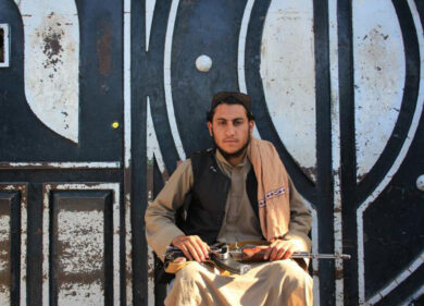 Afghanistan, talebani usano Twitter e si lasciano andare ai media occidentali