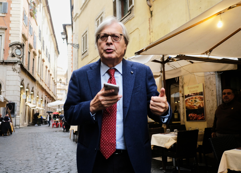 Anche Vittorio Sgarbi a La Piazza. La prima sera, venerdì 27 agosto Anche Vittorio Sgarbi a La Piazza. La prima sera, venerdì 27 agosto