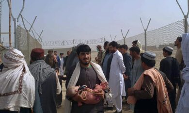 Migranti: Australia rende visti afgani indeterminati, Turchia costruisce muri