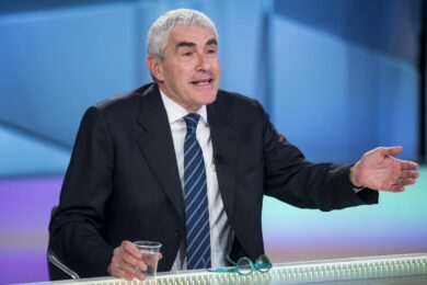 Afghanistan, Casini: “Riconoscere governo talebano? Per ora non esiste”