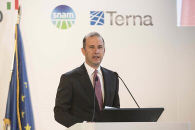 Snam punta al bis in Medio Oriente. Nel mirino il 49% dei gasdotti di Aramco