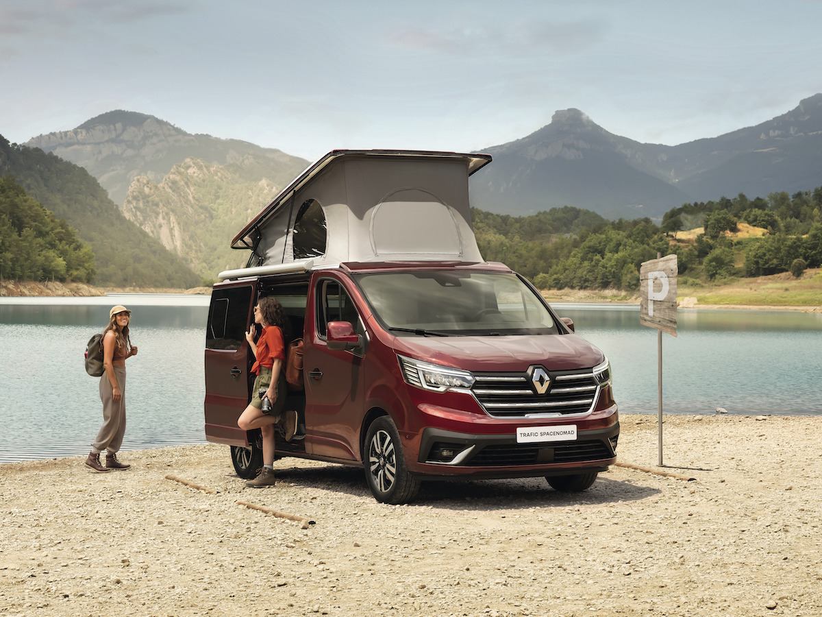 Salone di Düsseldorf: debutta il nuovo Trafic SpaceNomad di Renault