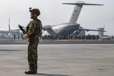 Afghanistan, torna l’incubo dell’Isis. Tensioni tra Biden e i militari Usa