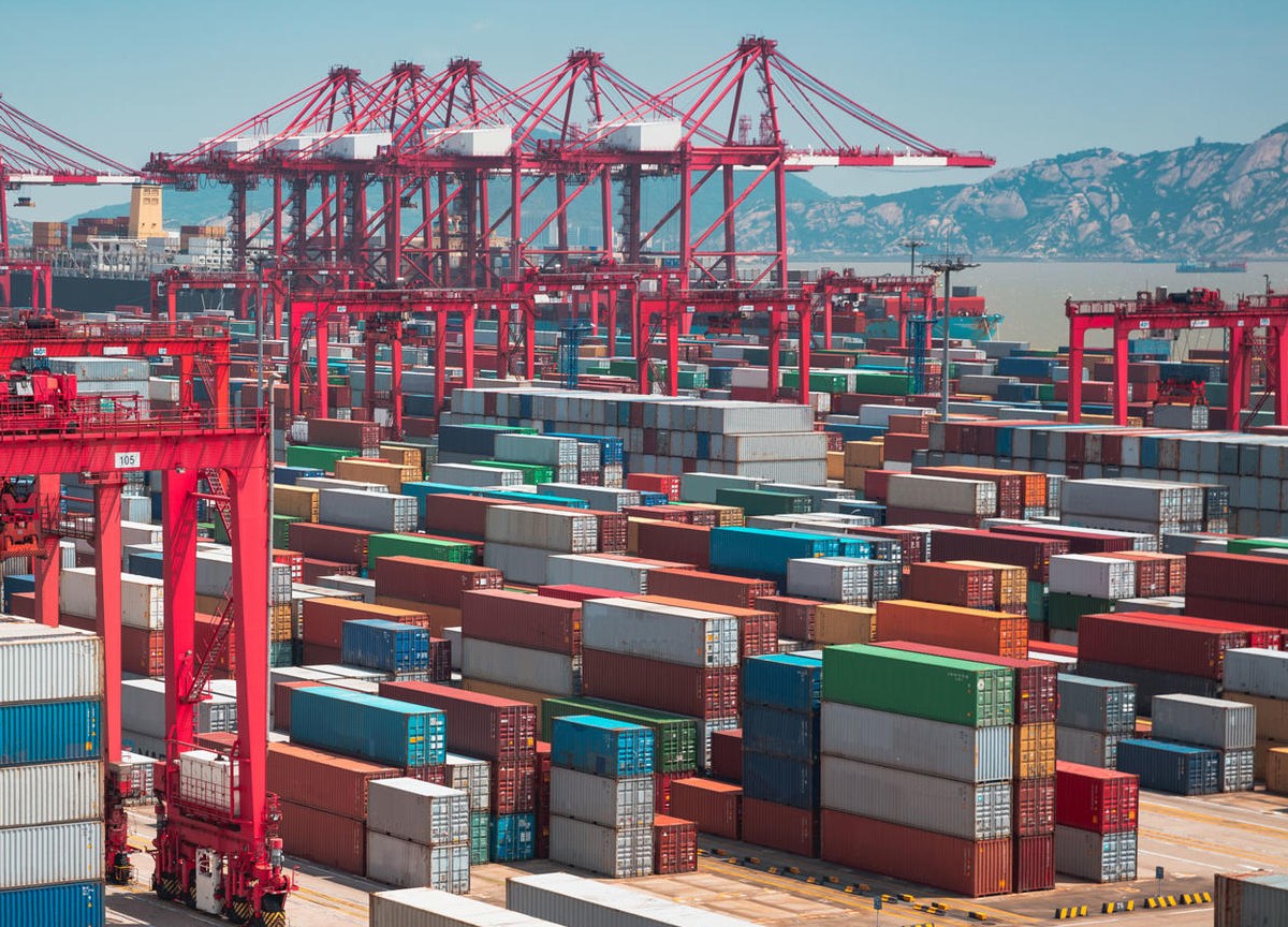 Regali di Natale, container per trasporto costano 600% in più. Decide la Cina Regali di Natale, container per trasporto costano 600% in più. Decide la Cina