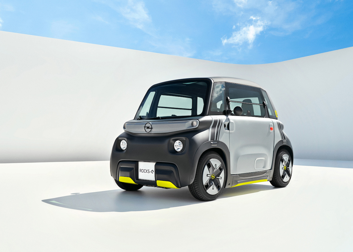 Opel svela Rocks-e: il nuovo veicolo elettrico per una nuova epoca urbana Opel svela Rocks-e: il nuovo veicolo elettrico per una nuova epoca urbana