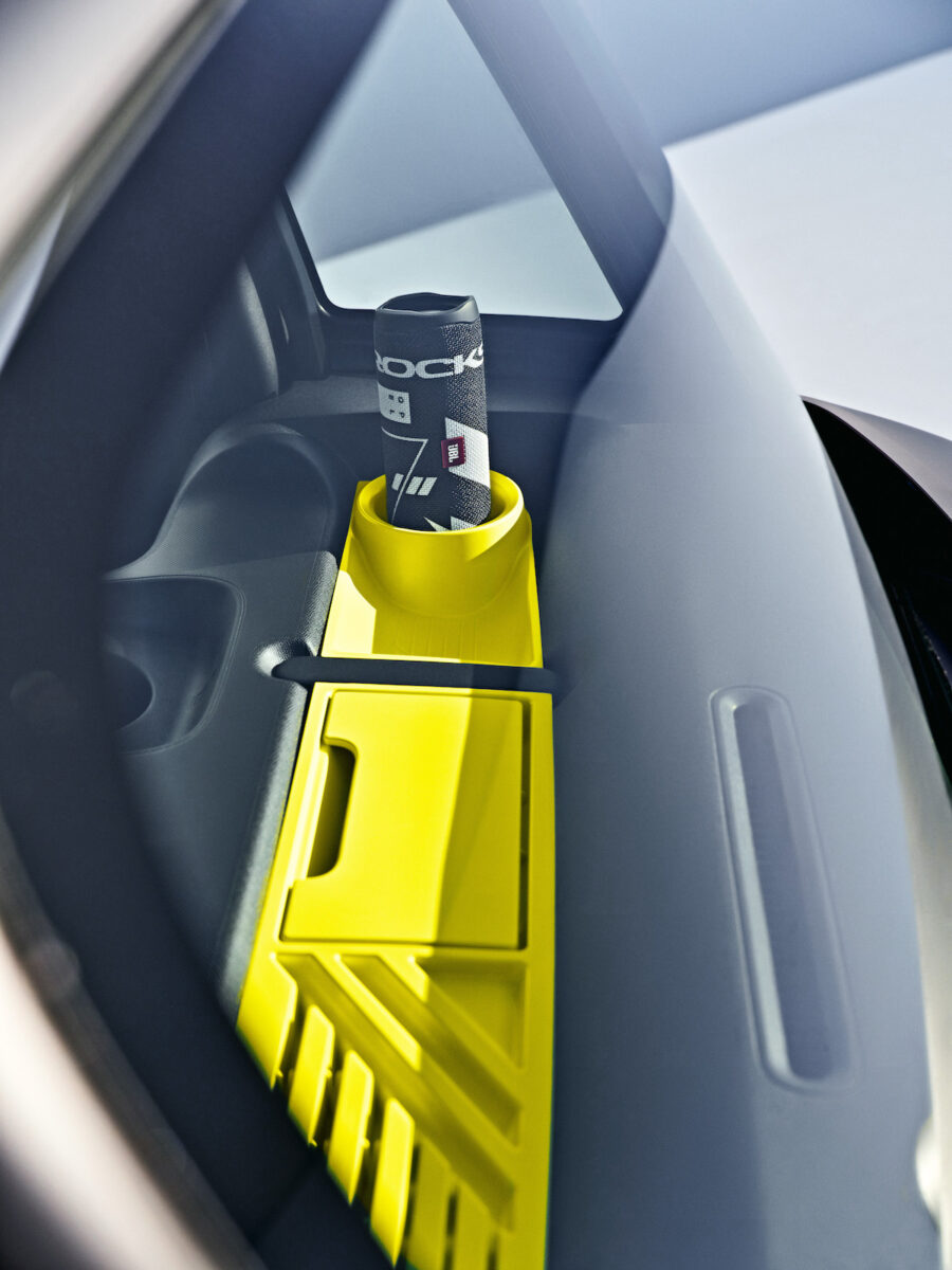 Opel svela Rocks-e: il nuovo veicolo elettrico per una nuova epoca urbana Opel svela Rocks-e: il nuovo veicolo elettrico per una nuova epoca urbana