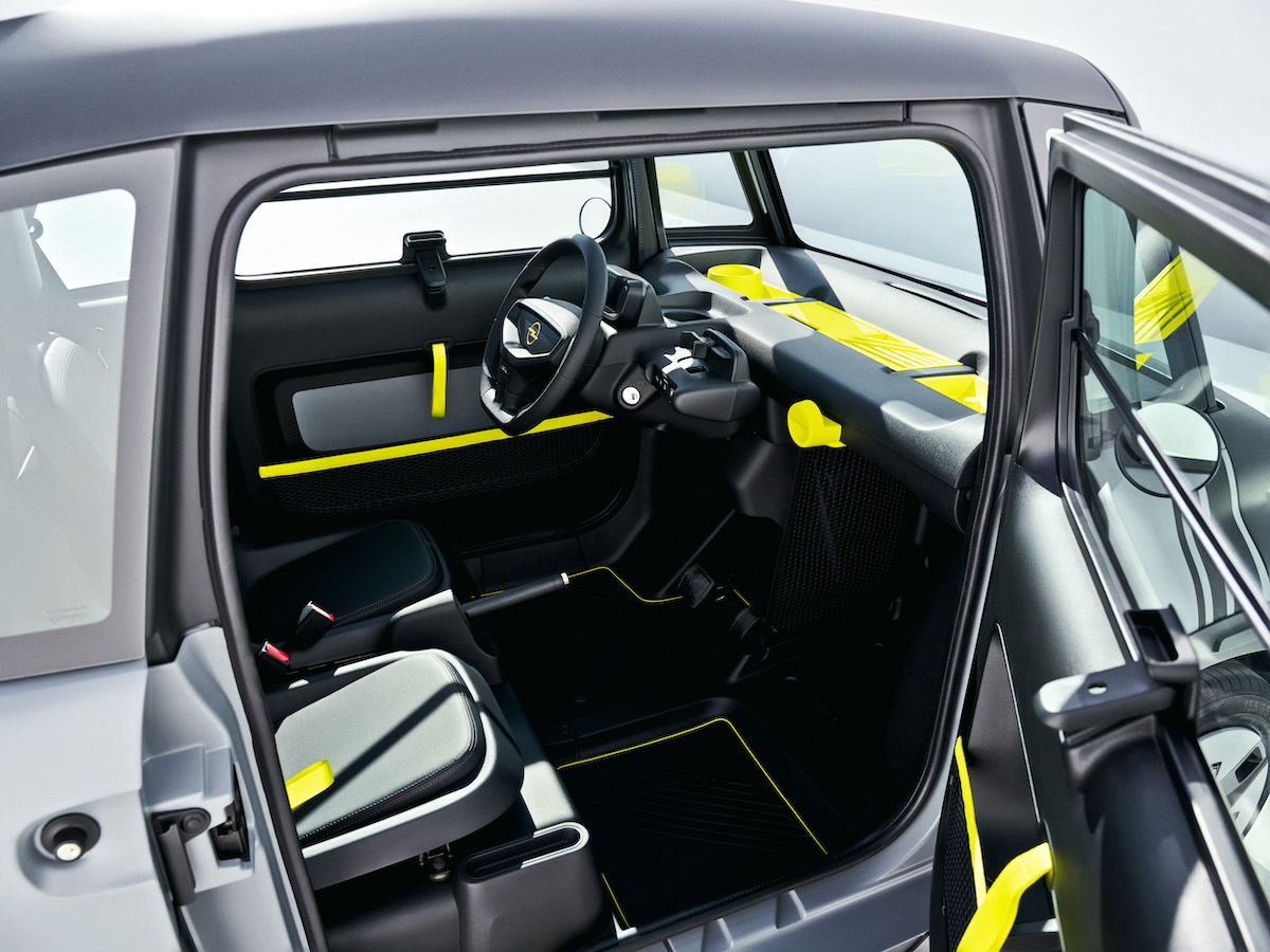 Opel svela Rocks-e: il nuovo veicolo elettrico per una nuova epoca urbana Opel svela Rocks-e: il nuovo veicolo elettrico per una nuova epoca urbana